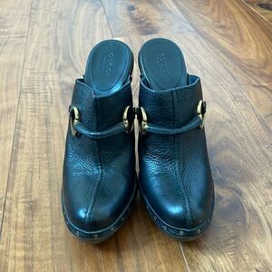 Gucci Black Leather Heels with Gold Accents